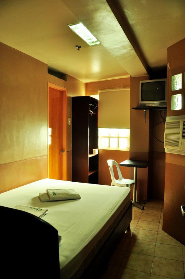 Gv Hotel - Talisay City Bagian luar foto