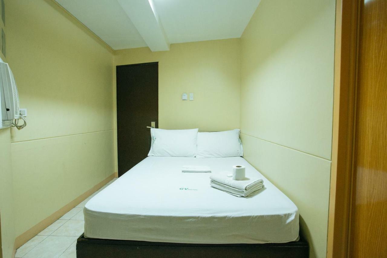 Gv Hotel - Talisay City Bagian luar foto