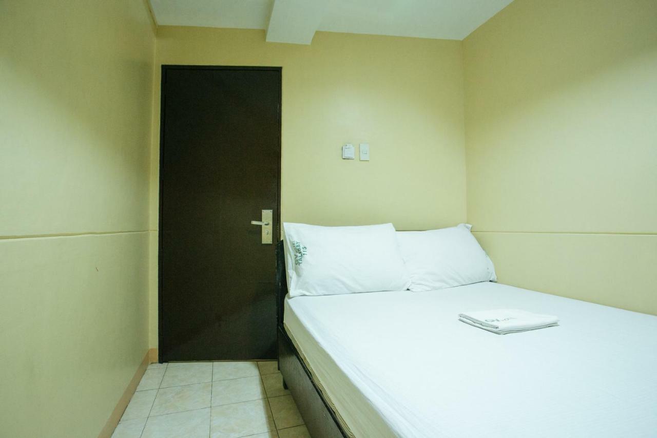 Gv Hotel - Talisay City Bagian luar foto